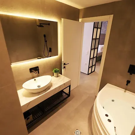 Apartment K58 Luxury Monastiraki Metro Station Acropolis Jacuzzi *